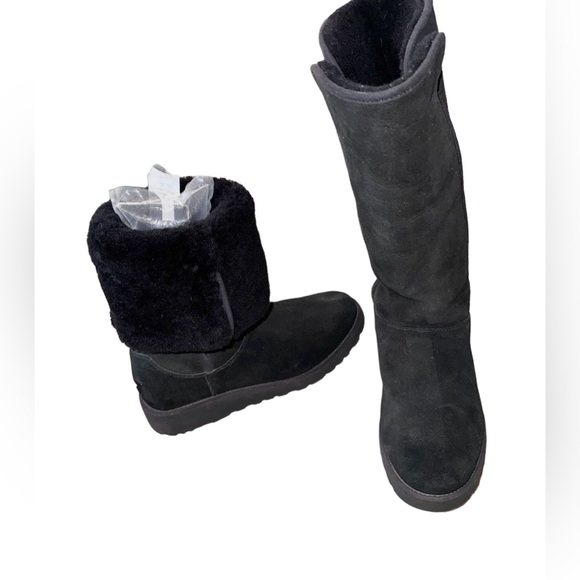 UGG classic tall black suede boots women’s  size 9 fur booties - Picture 4 of 11